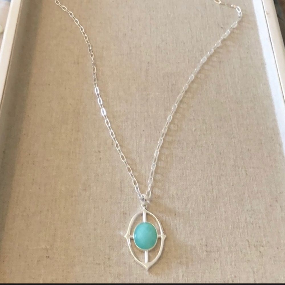 Stella & Dot Fortuna Stone Necklace Silver